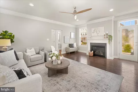 Living - 5116 Continental Dr, Frederick, MD 21703 photo 1 of 3
