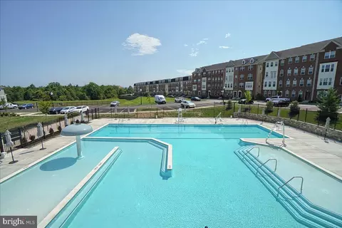 Exterior - 5116 Continental Dr, Frederick, MD 21703 photo 10 of 18