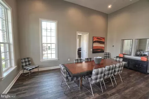 Dining - 5116 Continental Dr, Frederick, MD 21703 photo 4 of 4