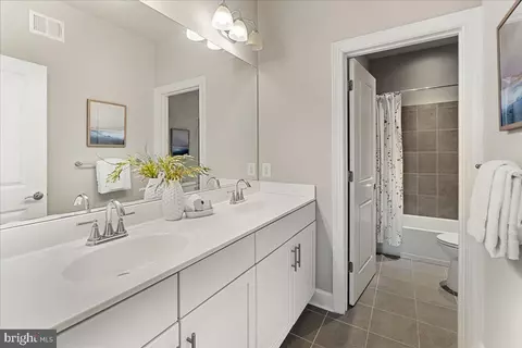 Entry Way - 5116 Continental Dr, Frederick, MD 21703 photo 11 of 14