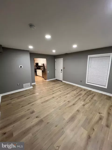 588 Cotswold Ct, Frederick, MD 21703 photo 13