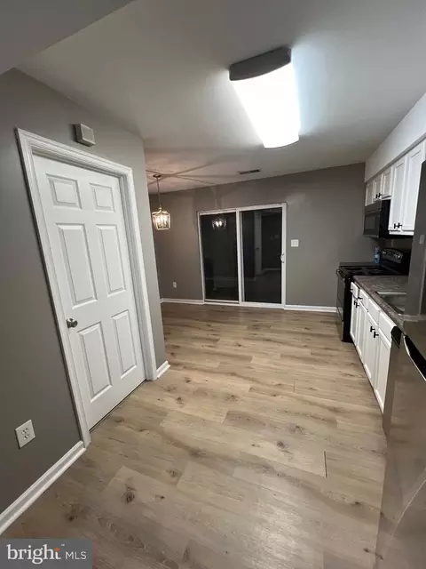 588 Cotswold Ct, Frederick, MD 21703 photo 16