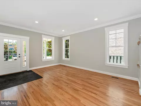 111 W 13th St, Frederick, MD 21701 photo 4