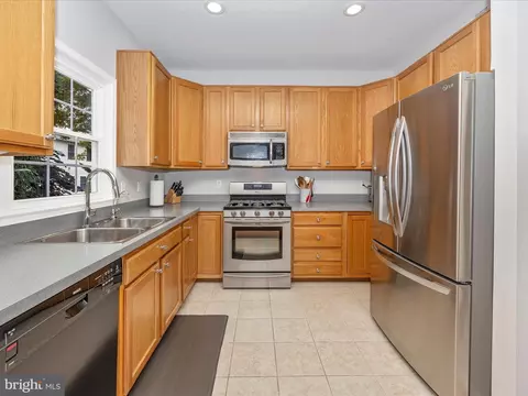 Kitchen - 2517 Bear Den Rd, Frederick, MD 21701 photo 5 of 5
