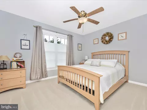 Bedroom - 2517 Bear Den Rd, Frederick, MD 21701 photo 5 of 8