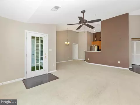 Living - 500 Bradley Ct #4J, Frederick, MD 21703 photo 5 of 9