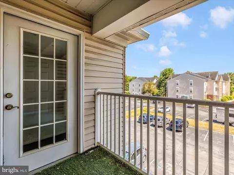 Exterior - 500 Bradley Ct #4J, Frederick, MD 21703 photo 5 of 11