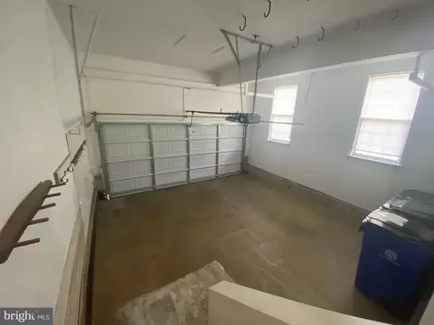 Entry Way - 1942 Timber Grove Rd, Frederick, MD 21702 photo 2 of 12
