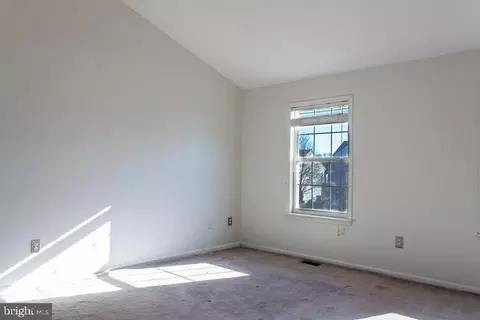 Bedroom - 1942 Timber Grove Rd, Frederick, MD 21702 photo 4 of 11