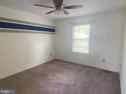 Bedroom - 1942 Timber Grove Rd, Frederick, MD 21702 photo 2 of 11