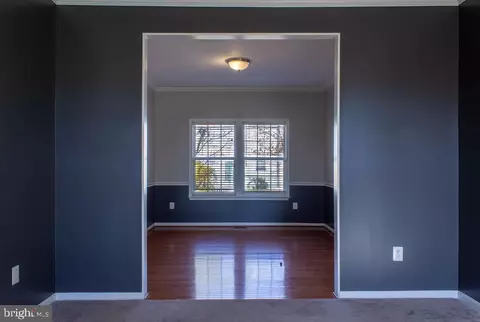 Entry Way - 1942 Timber Grove Rd, Frederick, MD 21702 photo 7 of 12