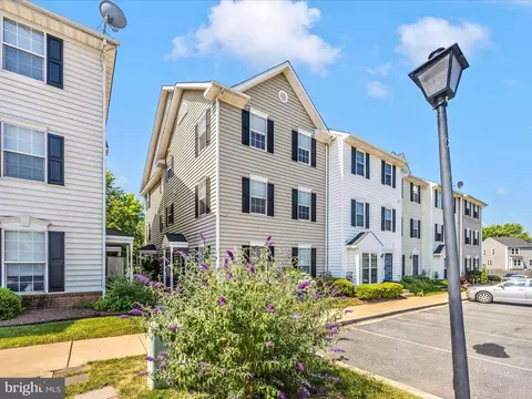 Exterior - 2127 Bristol Dr #27, Frederick, MD 21702 photo 6 of 14