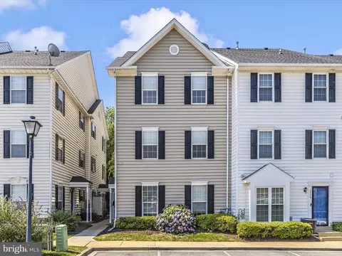 2127 Bristol Dr #27, Frederick, MD 21702