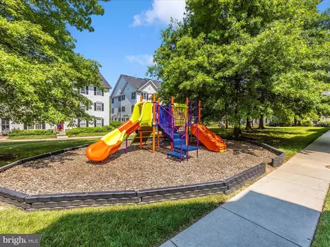Exterior - 2127 Bristol Dr #27, Frederick, MD 21702 photo 12 of 14