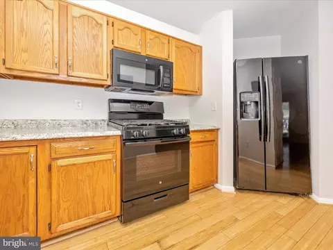 Kitchen - 2127 Bristol Dr #27, Frederick, MD 21702 photo 2 of 4
