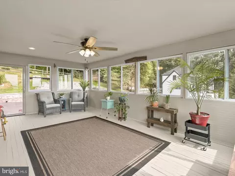 Exterior - 5514 Bootjack Dr, Frederick, MD 21702 photo 5 of 31