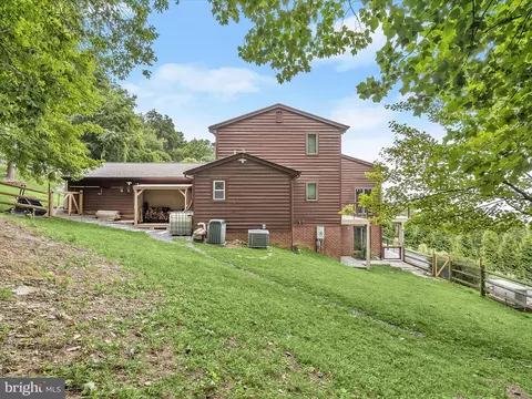 Exterior - 5514 Bootjack Dr, Frederick, MD 21702 photo 29 of 31