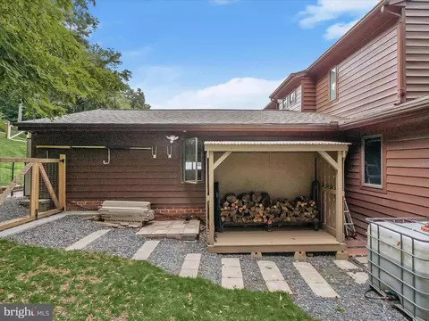 Exterior - 5514 Bootjack Dr, Frederick, MD 21702 photo 25 of 31