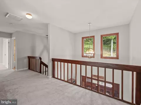 Entry Way - 5514 Bootjack Dr, Frederick, MD 21702 photo 4 of 6