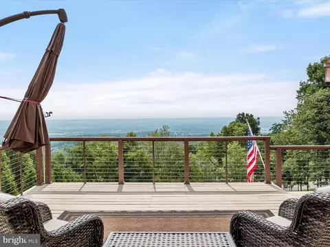 Exterior - 5514 Bootjack Dr, Frederick, MD 21702 photo 10 of 31