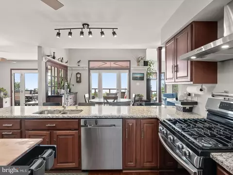 Kitchen - 5514 Bootjack Dr, Frederick, MD 21702 photo 6 of 6