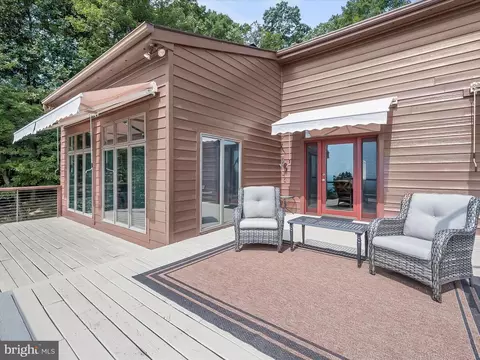 Exterior - 5514 Bootjack Dr, Frederick, MD 21702 photo 13 of 31