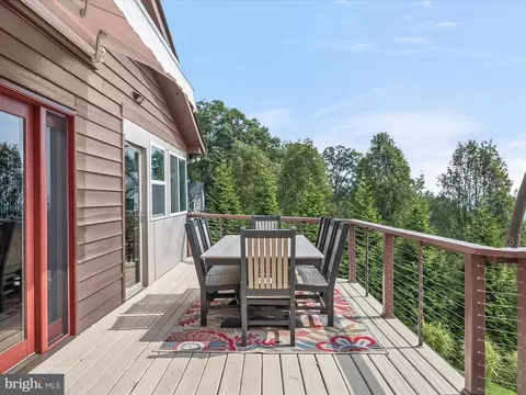 Exterior - 5514 Bootjack Dr, Frederick, MD 21702 photo 11 of 31