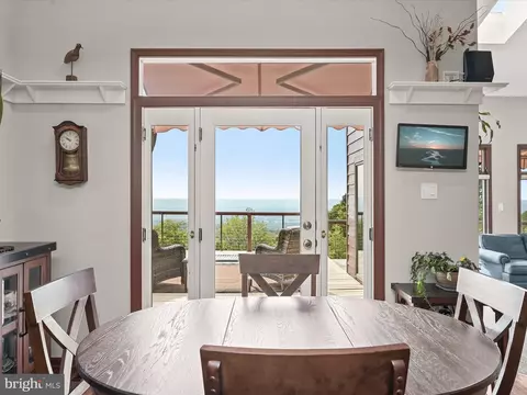 Dining - 5514 Bootjack Dr, Frederick, MD 21702 photo 4 of 4