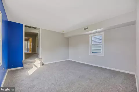 Living - 246 S Carroll St S, Frederick, MD 21701 photo 7 of 7