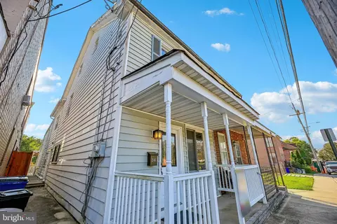Exterior - 246 S Carroll St S, Frederick, MD 21701 photo 5 of 11