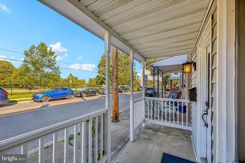 Exterior - 246 S Carroll St S, Frederick, MD 21701 photo 6 of 11