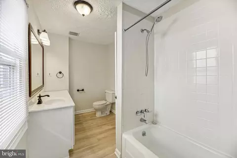 Bath - 246 S Carroll St S, Frederick, MD 21701 photo 2 of 2