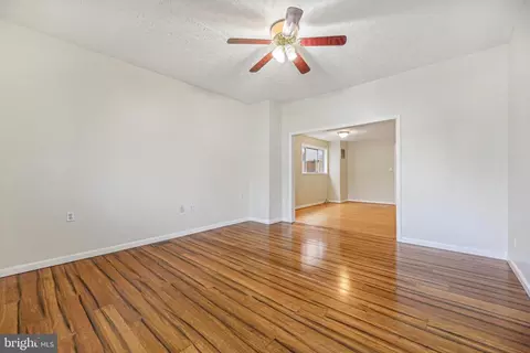 Living - 246 S Carroll St S, Frederick, MD 21701 photo 3 of 7