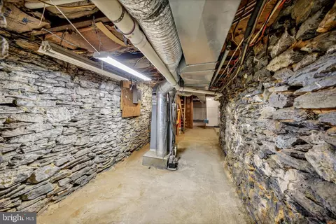 Entry Way - 246 S Carroll St S, Frederick, MD 21701 photo 7 of 7