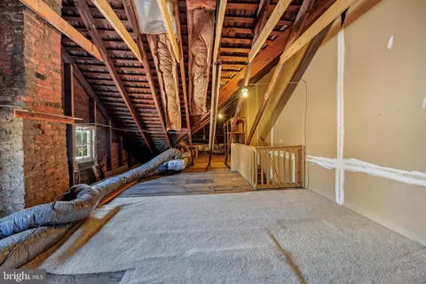 Entry Way - 246 S Carroll St S, Frederick, MD 21701 photo 4 of 7