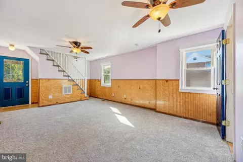 Living - 246 S Carroll St S, Frederick, MD 21701 photo 5 of 7