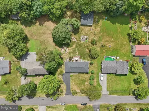 View/Area - 6605 Cherry Hill Dr, Frederick, MD 21702 photo 5 of 8