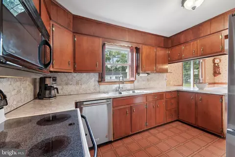 Kitchen - 6605 Cherry Hill Dr, Frederick, MD 21702 photo 3 of 3