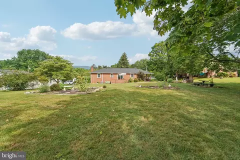 Exterior - 6605 Cherry Hill Dr, Frederick, MD 21702 photo 8 of 13