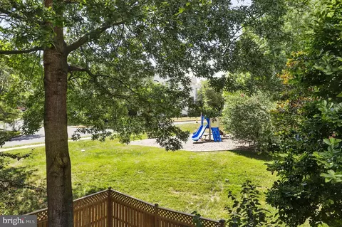 Exterior - 2627 Cameron Way, Frederick, MD 21701 photo 6 of 9