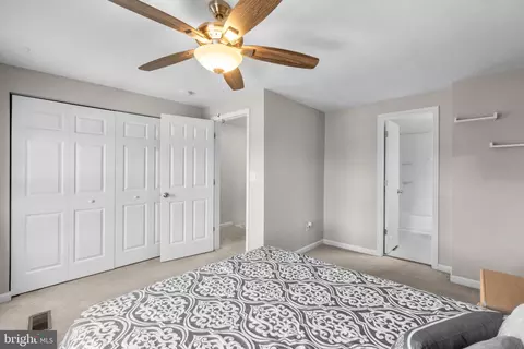 5803 Drawbridge Ct, Frederick, MD 21703 photo 13