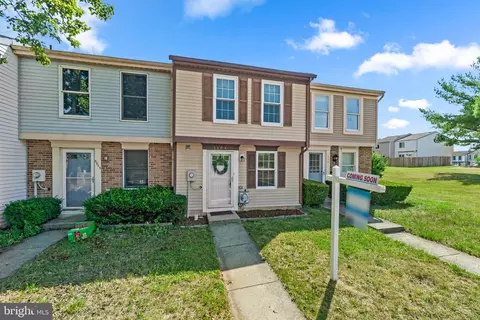 5803 Drawbridge Ct, Frederick, MD 21703 photo 2