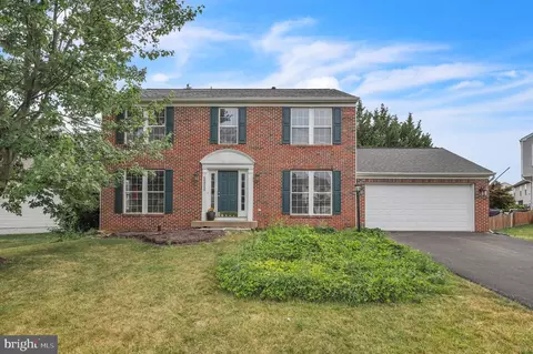 5310 Ivywood Dr N, Frederick, MD 21703