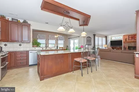 Kitchen - 6761 Covenant Ct, Frederick, MD 21702 photo 1 of 7