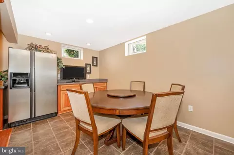 Dining - 6761 Covenant Ct, Frederick, MD 21702 photo 4 of 4