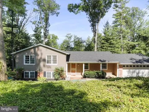 7216 Dogwood Ln, Middletown, MD 21769