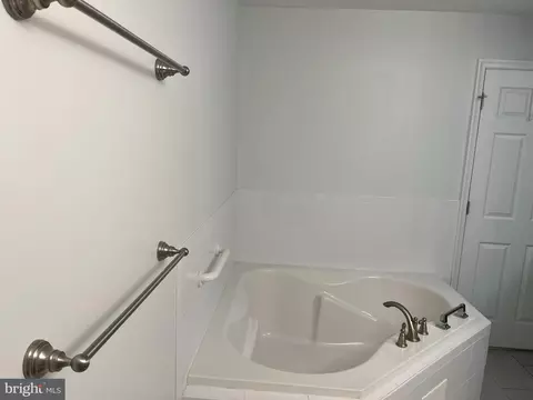 104 Mercer Ct #11 2B, Frederick, MD 21701 photo 15