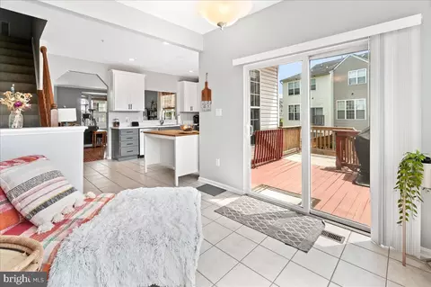 Entry Way - 6581 Duncan Pl, Frederick, MD 21703 photo 2 of 4