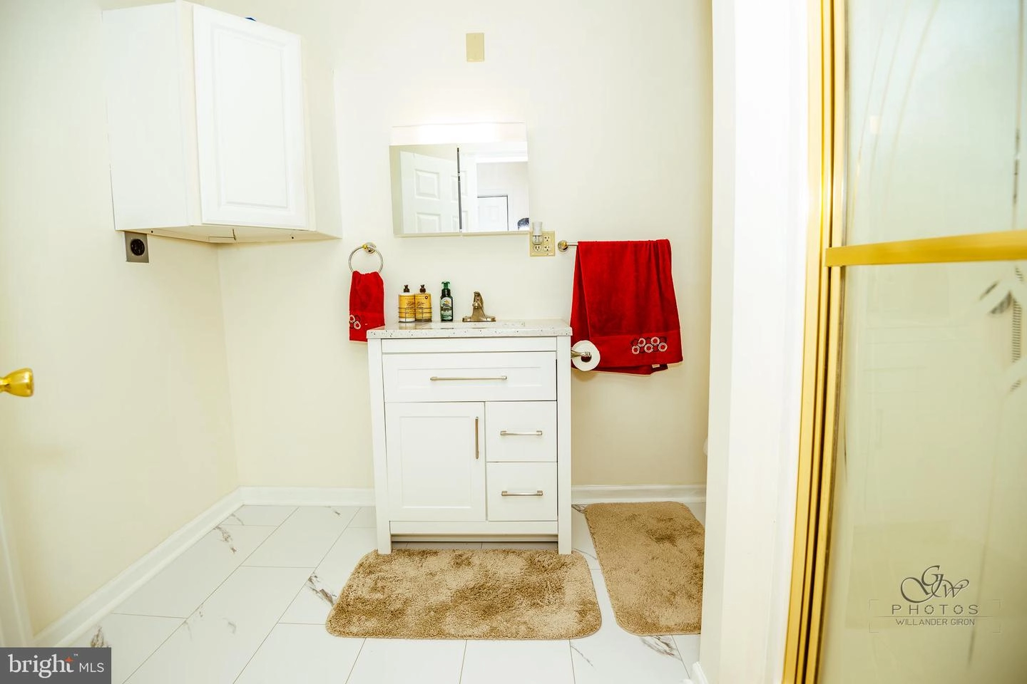Bath - 422 Burck St, Frederick, MD 21701 photo 1 of 3