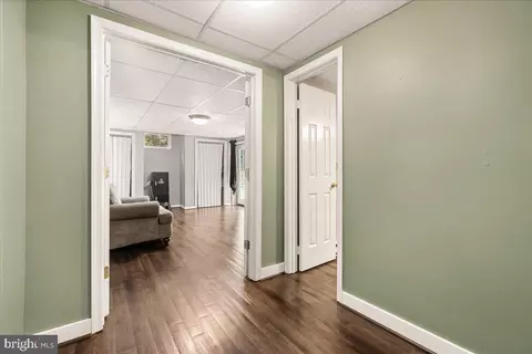 Entry Way - 7804 Horseshoe Ct, Frederick, MD 21701 photo 9 of 11